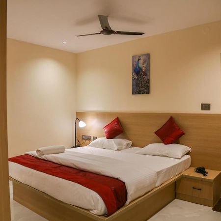Lumis Studio Apartment Hyderabad Luaran gambar